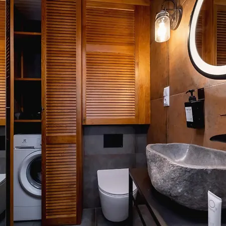 Wawel Castle Modern Dietla By Renters Apartment